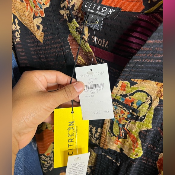 Citron Asian Print Black Shirt - Picture 3 of 3